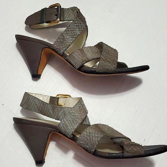 Joy & Peace Gray Textured Snakeskin Leather Crossed Strappy Sandals - Picture 7 of 11